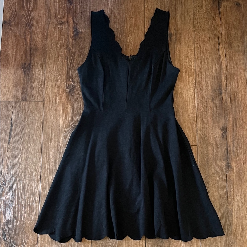 Black Scallop V-Neck A-Line Dress